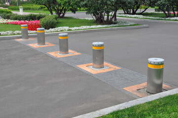 Retractable Electric Bollard Metallic, and hydraulic for the control of road traffic