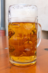 Beer glass with handle