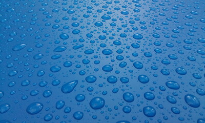 raindrops on the ping pong table