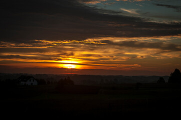 wschód słońca na kaszubach