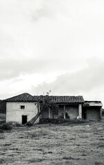 Obraz premium old wooden house