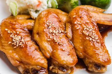 手羽先の黒酢煮