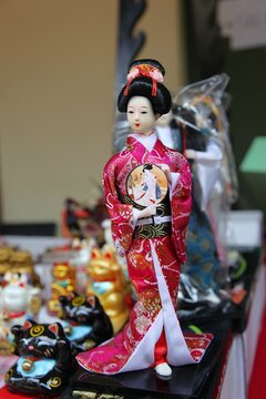 Boneca japonesa