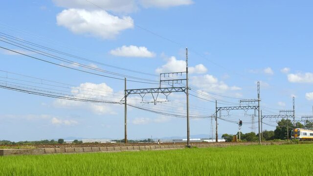 電車の通過　近鉄特急22000系【ACE】