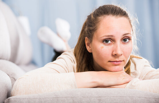 Friendless bilder – Bläddra bland 1,522 stockfoton, vektorer och videor ...
