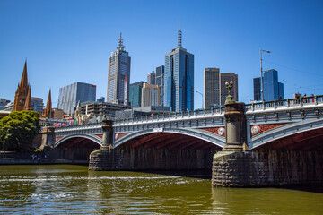 Fototapeta na wymiar Melbourne Princes Bridge on Yarra River