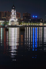 Fototapeta na wymiar night view of the city of novorossiysk