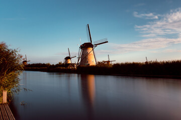 Windm&uuml;hlen/Windmill bei Kinderdijk Holland - romantisch