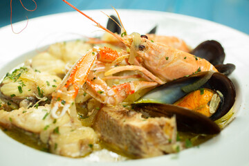 Roasted Mixed Seafood Contain Mussels, prawns, salmon