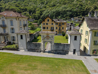 Fototapeta na wymiar The village of Cevio on Maggia valley in the italian part of Switzerland