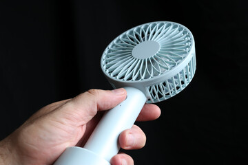 portable fan with rechargeable batteries