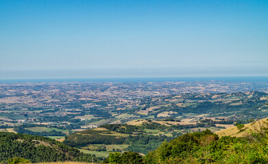 Fototapeta na wymiar Vista da monte Murano nelle Marche