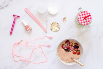 morning routine, breakfast smoothie, make-up