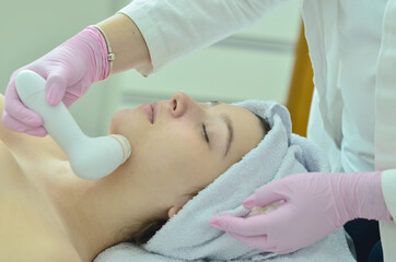 young model undergoing cosmetic procedure