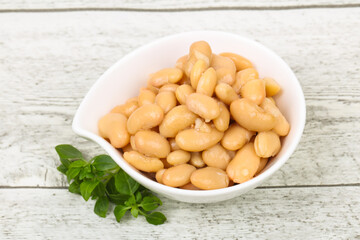 Baked white bean