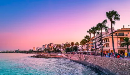 Foto op Canvas Sunset on the beach of Cala Millor © Mustafa Kurnaz