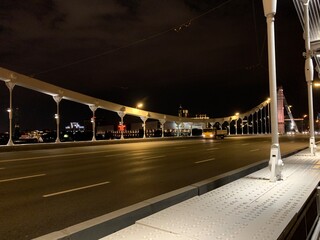 night traffic in the city