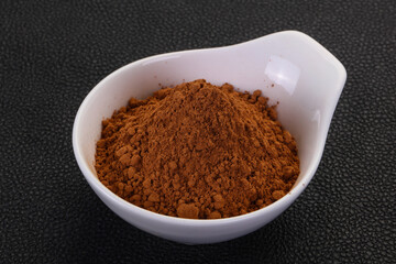 Cocoa powder in the bowl