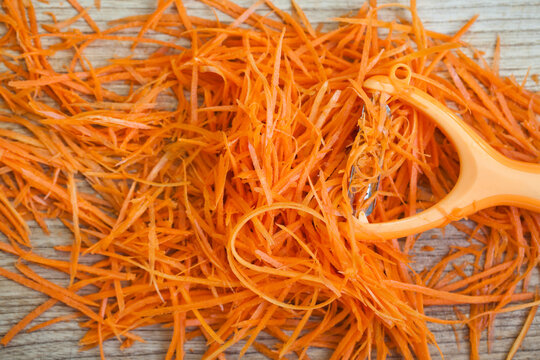 Grating Carrots