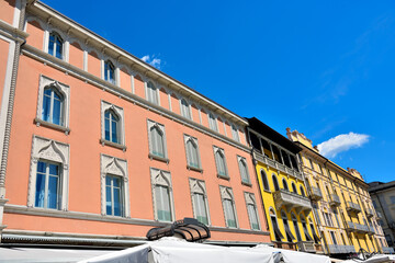 historic buildings in como Italy