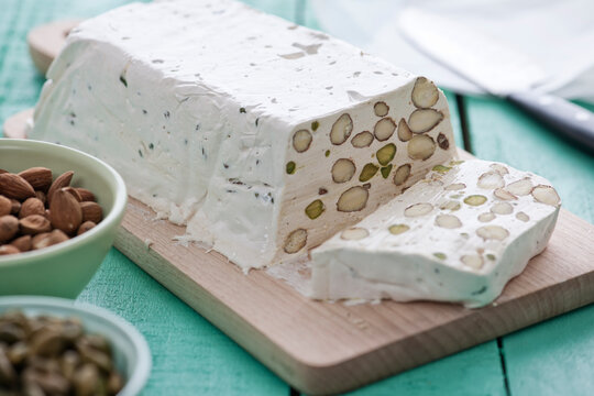 Food: Homemade Torrone with Almonds, Pistachio and Honey