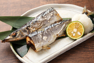 サンマの塩焼き