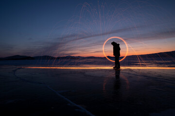 Circulos de fuego sobre el lago Baikal