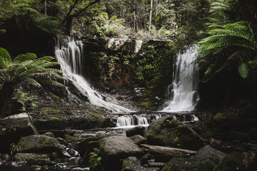 Fototapeta na wymiar Twin waterfalls / split horseshoe waterfall