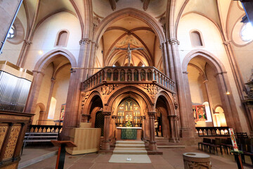 Fototapeta na wymiar Gelnhausen, Kirche der Jungfrau Maria, Hessen, Deutschland, Europa