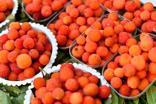 Arbutus berries on a market