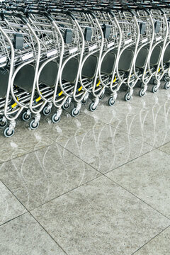Airport luggage cart