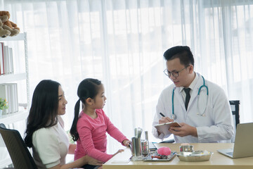 Fototapeta premium mother and daughter Childhood consult doctor