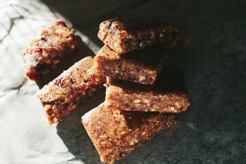 Healthy raw bars