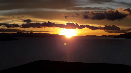 PAISAJE ISLA DEL SOL