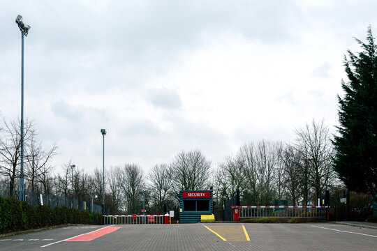 Intimidating security gates as a commercial property