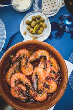 Shrimps in garlic oil