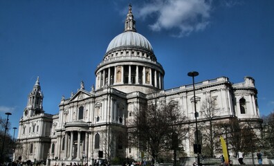 Fototapeta na wymiar st pauls cathedral london