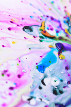 Colors in sink