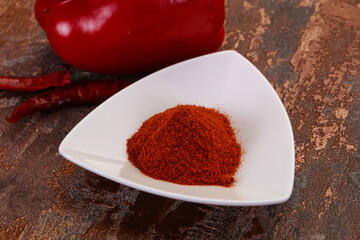 Paprika powder in the bowl
