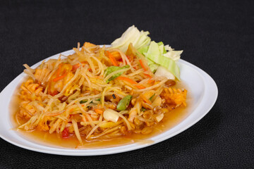 Thai salad with papaya and prawn