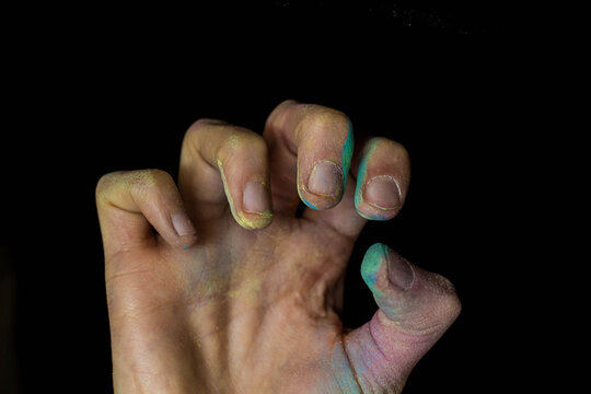 Expressive Hands with Chalk: tense, grab, pull down, own