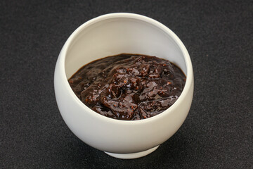 Black Pepper sauce in the bowl
