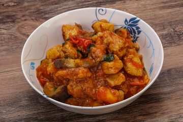 Chicken with oyster sauce and vegetables