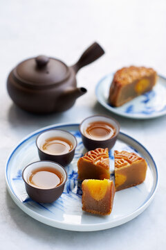 Mooncake chinese tea