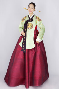 young woman in korean traditional clothing, hanbok