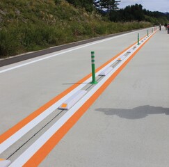 片側１車線の高速道路