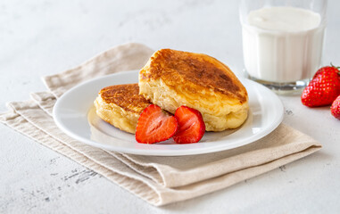 Ricotta pancakes with fresh berries
