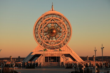 Ashgabat, Turkmenistan , Ferris Wheel. Ghost city. - obrazy, fototapety, plakaty