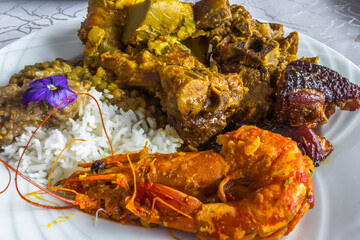 Repas créole, gastronomie réunionnaise 
