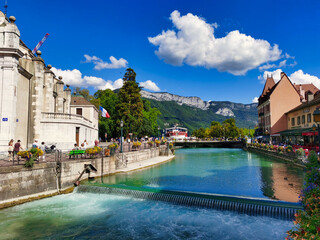 Annecy, view on the canal in the old city. French Alps, France. © Franck